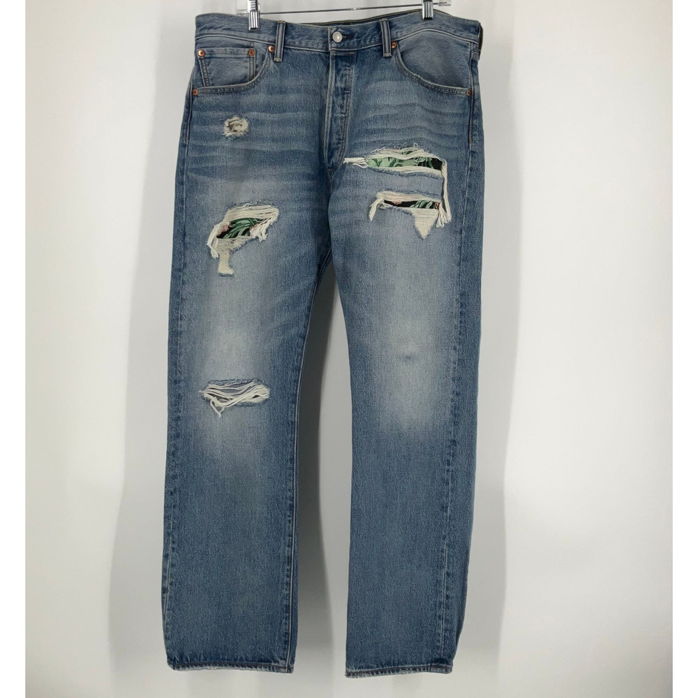 Levis 501 Jeans W38 L32 Light Wash Distressed Floral Patch Festivalcore Grunge